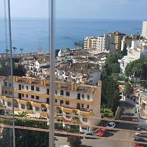 Apartamento Con Terraza A Pie De Playa, Benalmádena